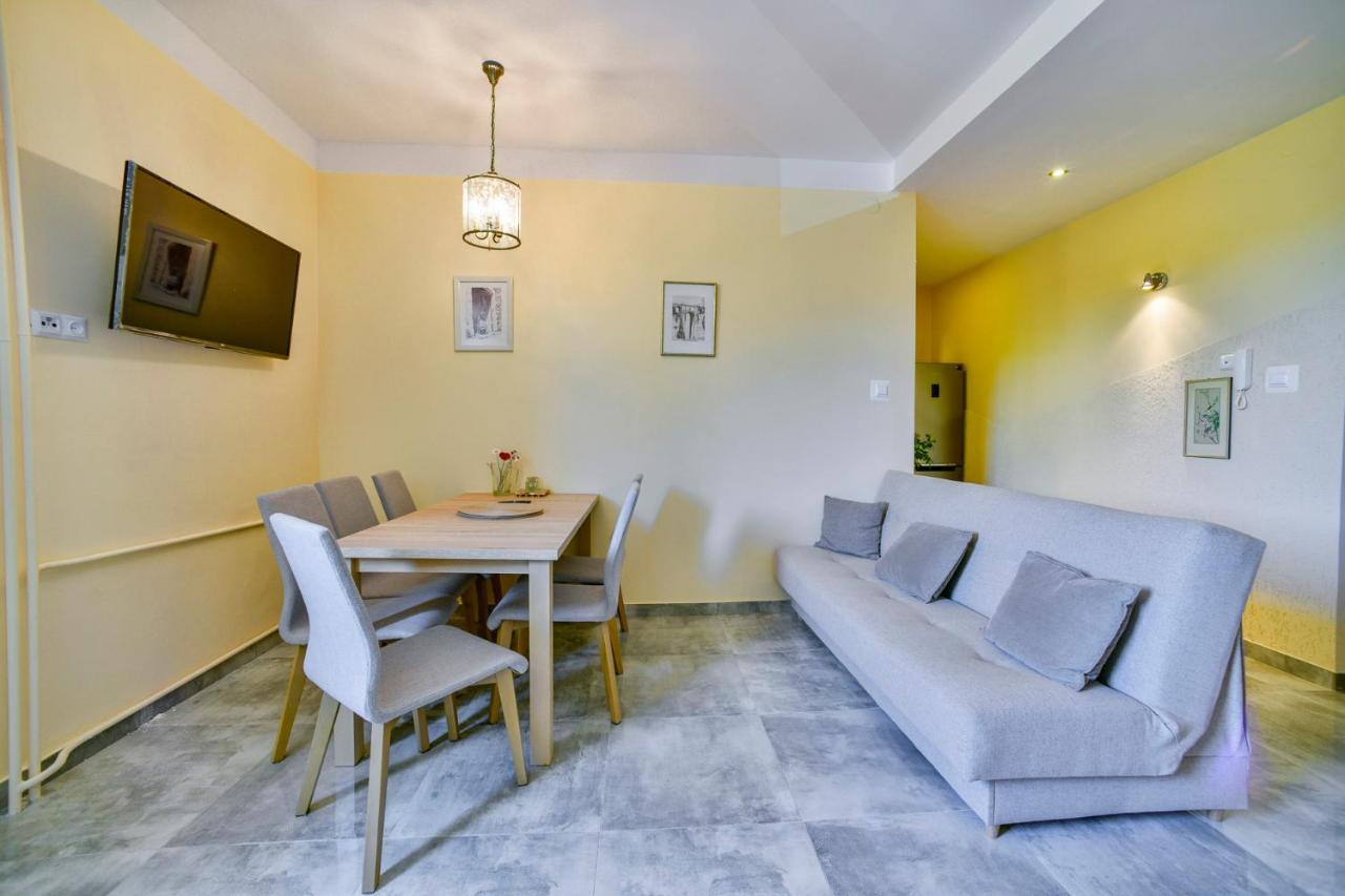 Apartament U Ewy W Kolobrzegu Podczele - 2 Sypialnie 50M2, Wifi I Darmowy Parking! Eksteriør billede