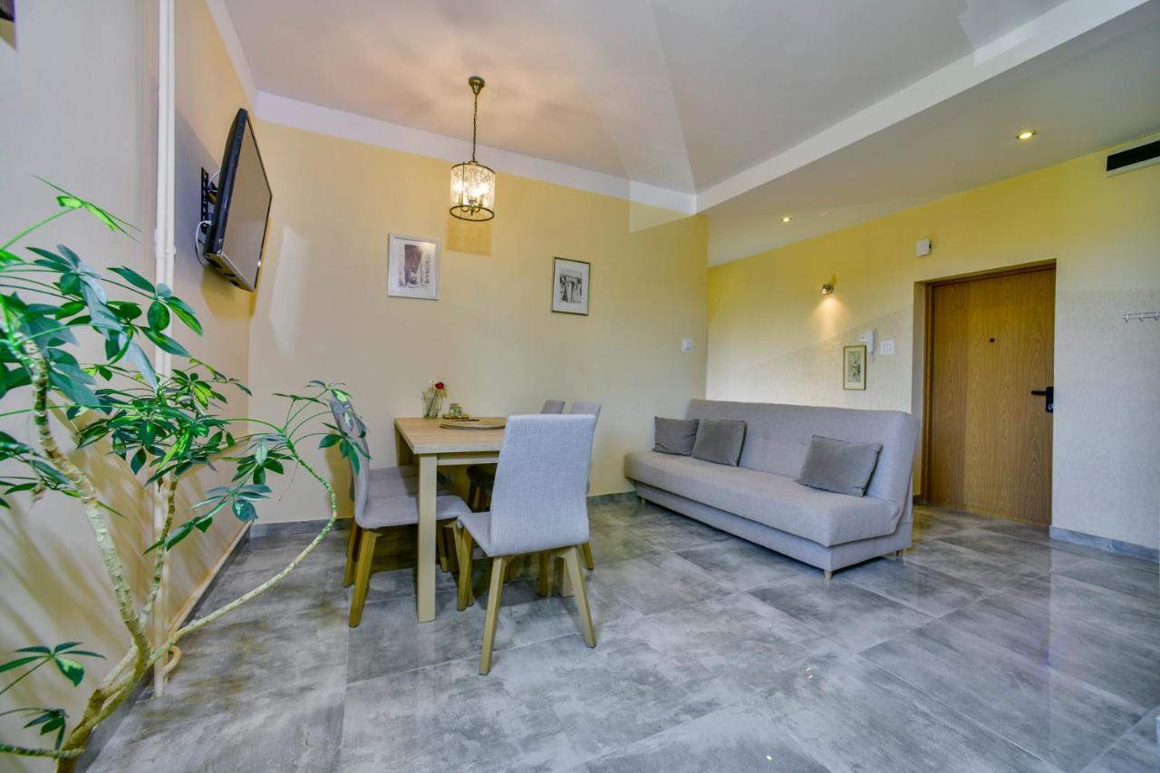 Apartament U Ewy W Kolobrzegu Podczele - 2 Sypialnie 50M2, Wifi I Darmowy Parking! Eksteriør billede